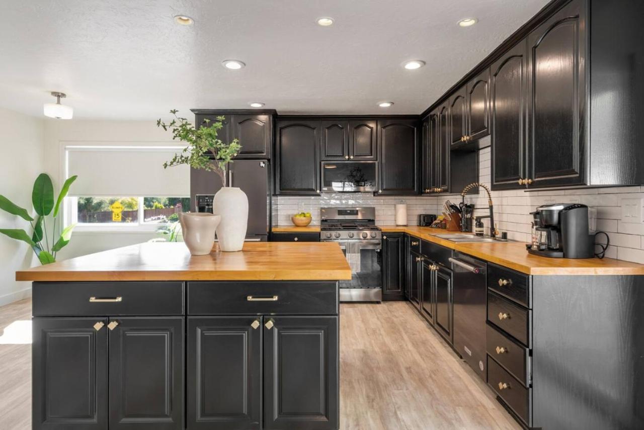 2-story Sanctuary - Spacious Hot Tub - Billiards Los Ángeles